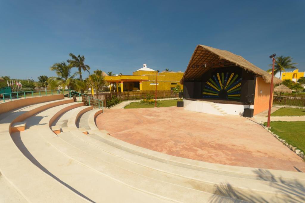 Pavoreal Beach Resort Τουλούμ Εξωτερικό φωτογραφία